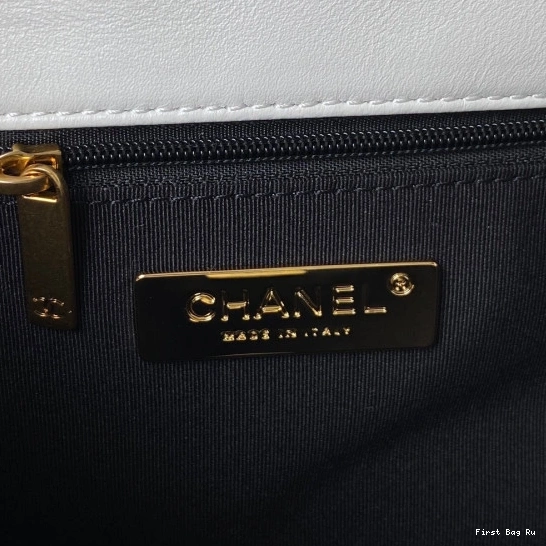 Firstbag Ru 19 CHANEL Handbag-26CM  0710